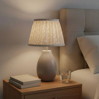 Compact Pleated Textile Table Lamp Cute Pleated Shade Lamp Easy Assembly Farmhouse Design Night Light for Guesthouse