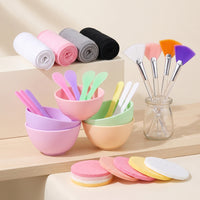 Washable Facial Fan Brush