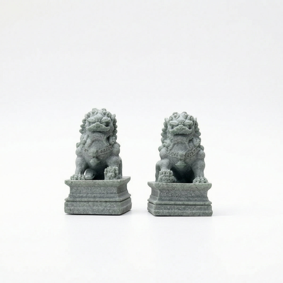 Stone Look Statues with Pedestal Carved Guardian Beast Ornaments for Photo Props
