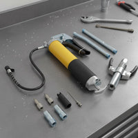 Oil Nozzle Sturdy Material Manual Oil Nozzle Easy to Use Lubrication Dispenser for Auto Repair, Garage