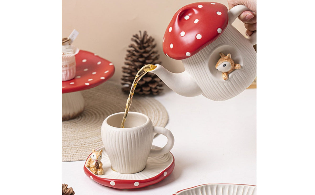 High-End Look Fungus Tea Set Decorative Patterns Ceramic Tea Set Wedding Gift for Dessert Serving