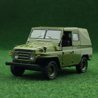 Beijing 212 Car Toy Sound and Light Effects 1:24 Scale 4x4 Model Pull-Back Action Diecast for Collectors, Kids, Shelf Display