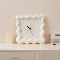 No Numerals Wavy Border Wall Clock Decorative Square Wall Clock for Living Room