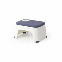 Adaptable Curved Top Plastic Stool Minimalist and aesthetic Small Bench Lightweight Household Furniture Waterproof for Children, Parents, young children, Bathroom, Living Room, Entryway