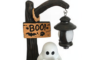 Ghost Figurine with Lantern Decorative Halloween Light Figurine Ghost Statue with Lantern Spooky Table Lamp Battery-Powered