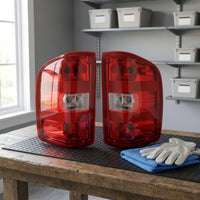 Assembly Red Lens with Wiring Easy Installation Taillight for Truck Owners