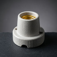 E27 Bulb Ceramic Lamp Holder for Heat Lamp and Terrarium Light, Heat Resistant up to 800°C E27 Lamp, 4A 250V Anti-Hot Reptile Heat Bulb Socket