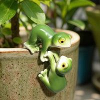 Flowerpot Huggers Cute Pot Hanger Charming Statue for Gardeners