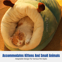 Slipper-Shaped Feline Bed Semi-Enclosed Design Slipper-Shaped Pet Bed Year-Round Use Pet Bed for Small Dog Owners, Indoors, Living Room, Bedroom