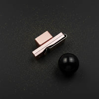 Silent Chalk Clip Compact Rose Gold Chalk Holder Lightweight Sports Accessory