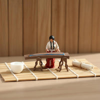 1:64 Scale Pipa Player Miniature Photography Prop Guqin Player Miniature Miniature Scene Decoration Ancient Theme Musician Figurine for Photo Photography, Display Shelf