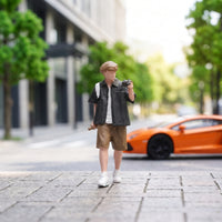 Photographer Miniature Figure Hand Painted Photographer Figurine Resin Miniature with Camera for Diorama, Car Display