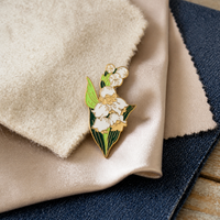 Enamel Iris Flower Brooch Pin for Women, Elegant Floral Lapel Pin Badge