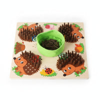 Printed Hedgehog Matching Game Cartoon Wooden Tabletop Game Board Colorful Wooden Peg Toy Smooth for Children, Kids