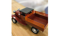 Hand-Painted Vintage Pickup Truck Model Handmade Metal Pickup Truck Retro Look Home Decor Decorative