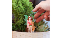 Illuminate in the Dark Wings Glowing Appendage Fairy Statue Long-Lasting Resin Fairy Girl with Dog Figurine Whimsical Design for Patio, Planter