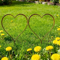 2 Pieces Weathered Heart Garden Stake Rusted Rust Heart Garden Stake Yard Art Weathered Rustic for Gardeners, Flower Beds, Lawn