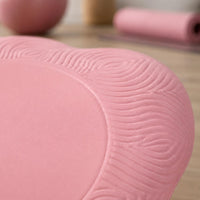 2 Pieces Embossed Flower Kneeling Pad Textured Grip Exercise Kneeling Pad Thick Padded Knee Mat Cushioned
