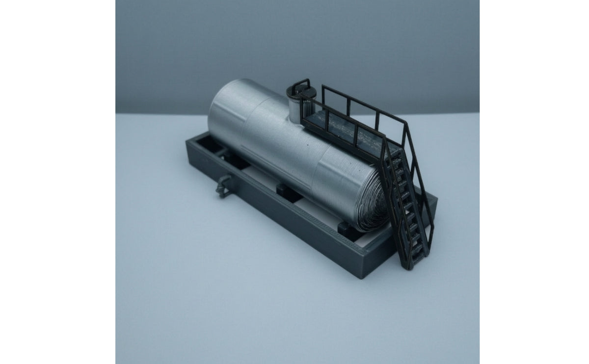 Lifelike Industrial Tank Model with Stairs Small Railroad Scenery Model with Platform Compact Miniature Industrial Tank with Base Sturdy for Hobbyists