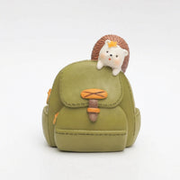Handmade Backpack Planter Resin Backpack Flowerpot Textured Planter with Drainage Hole Molded for Succulent Lovers, Students, Office, Windowsill
