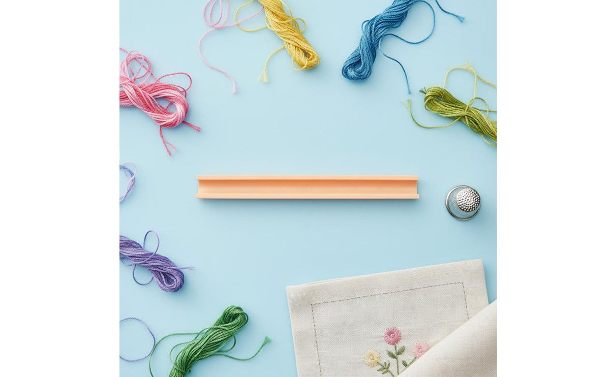 4 Pieces Stable Grip Textile Clamp Frame Hands Free Embroidery Hoop Stand Polished Surface Needlework Tool Wooden for Beginners