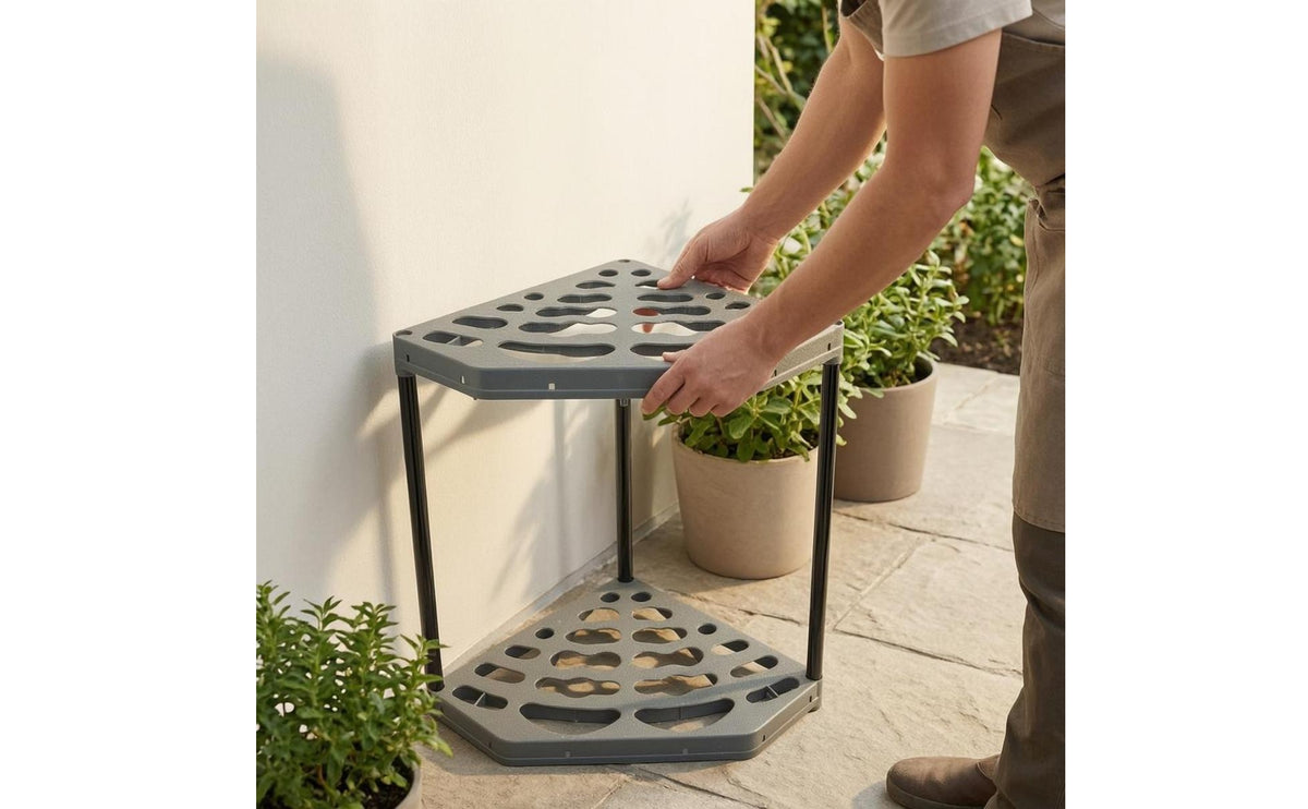 Molded Plastic Fan-Shaped Garden Tool Rack Open Frame Corner Garden Tool Rack Compact