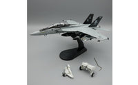 Detachable Landing Gear 1/72 Scale F/A-18F Model Highly Detailed F/A-18F Super Hornet Model Includes Display Represent Collectors Enthusiasts, Desk Decoration