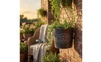 Wall-Hanging Flower Pot Tapered Vessel Shape Rustic Iron Flower Pot