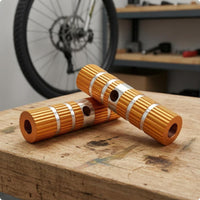 Load-Bearing Cycle Rear Foot Peg Long-Lasting Aluminum Rear Foot Peg Mounting Hole