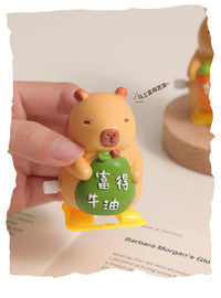 Capybara Wind-Up Desktop Ornament, Cute and Stress-Relieving Resin Figure