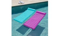 Lightweight Inflatable Water Mattress Portable Sunbathing Lounger Buoyant Lounger Fast Inflation & Deflation for Adults, Beach, Lake