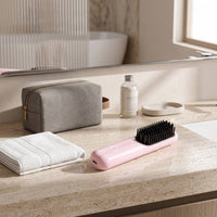 Rechargeable Cordless Hair Straightener Brush Portable Straightening Brush with Negative Ions Adjustable Temperature Frizz-Reducing for Travelers