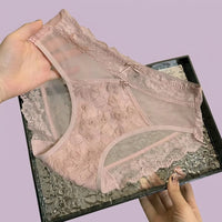 Women's Underwear with Lace Trim and Gusset for Everyday Wear, Breathable Mesh Knickers with Wide Waistband for Daily Use