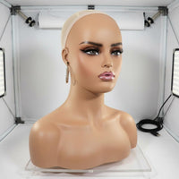 Mannequin Head Realistic Face Shape Hairpiece Display Head Easy to Clean Female Mannequin Bust for Salon, Studio