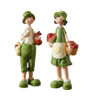 Cute Couple Figurines Romantic Rural Style Couple Statue Hand-Painted Display Area Decoration for Bedroom