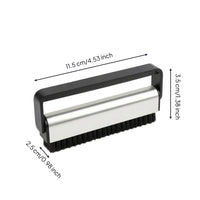 Soft Carbon Fiber Vinyl Brush Handheld Anti-Static Vinyl Brush Compact Gentle for Audiophiles, DJ, Home Audio