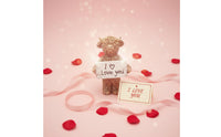 Valentine's Day Gift Highland Cow Statue Charming Design Resin Cattle Ornament Resin Cattle Sculpture for Girlfriend, Boyfriend, Office Desk, Living Room, Bedroom, Bookshelf