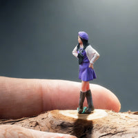 1/64 Scale Girl Figurine Completed Model 1/64 Scale Girl Figure Workmanship Painted Resin Figurine for Hobbyists