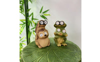 Weather Resistant Hedgehog Solar Statue Waterproof Frog Solar Statue Automatic On/switch off for Gardeners, Balcony