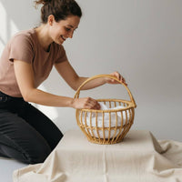 Studio Prop Baby Photography Basket Hand-Woven Rattan Infant Photography Basket Natural Material Home Decor Rustic Design for Photographers, Newborns, Infants