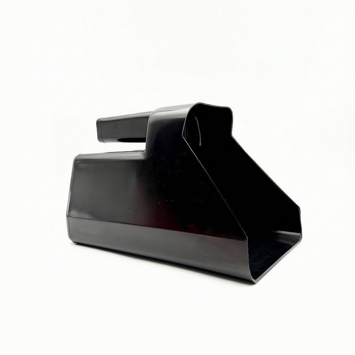 Wide-Mouth Plastic Feed Scoop Easy to Use Livestock Feed Scoop Lightweight Farm Tool Ergonomic for Chicken Coops