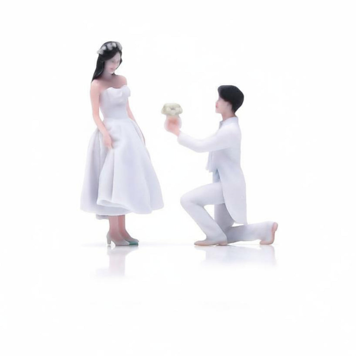 3D Printed Bride and Groom Figurines Colored Micro Scenery Figures Painted Wedding Figurine Mini Scale