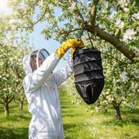 Foldable Collapsible Bee Swarm Catcher Drawstring Closure Folding Bee Collecting Bag Breathable Beekeeping Equipment Double-Layer Material for Beekeepers, Apiarists, Outdoor