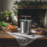 Vegetable Press with Perforated Basket Handheld Stainless Steel Vegetable Press Detachable for Home Cooks, Kitchen Prep