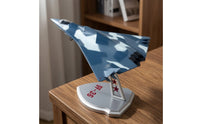 1/100 Scale Aircraft Model with Stand Fixed-Pose Fighter Jet Model with Stand Collectible for Aviation Enthusiasts, Collectors, Display Cabinet