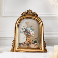Vintage Gold Frame Scrollwork Crest Home Decor for Background Display
