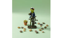 Costumed Frog Figurine Nordic Design Anthropomorphic Frog Statue Long-Lasting for Garden, Office