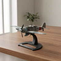 Collector-Grade FW-190A-8 Model Plane Authentic Model Plane Realistic Long-Lasting for Aviation Enthusiasts, Office