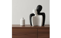 Abstract Couple Sculpture Artistic Decor Hugging Couple Figurine Romantic Gift House Decoration for Living Room, Entryway