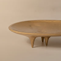 Decorative Fruit Plate Sculptural Fruit Plate with Feet Low-Profile Candy Dish for Sideboard